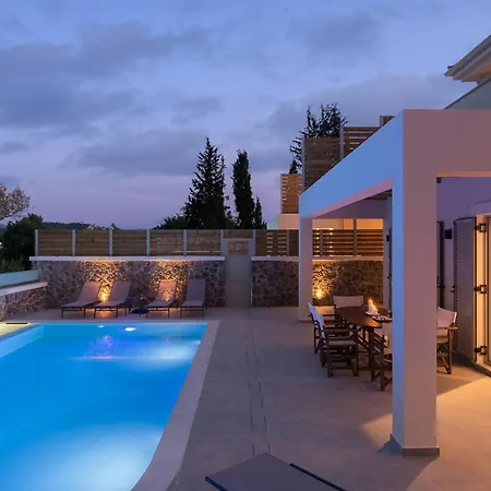 Kopelula Resort *