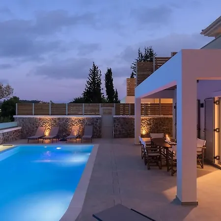 Kopelula Resort *