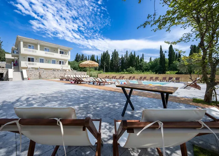 Kopelula Resort *