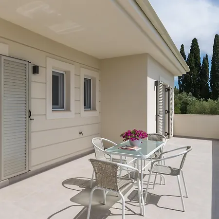 Курортный комплекс Kopelula *