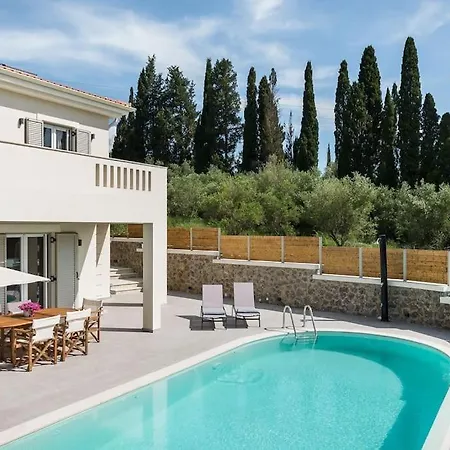 Kopelula Курортный комплекс Potamos (Corfu)