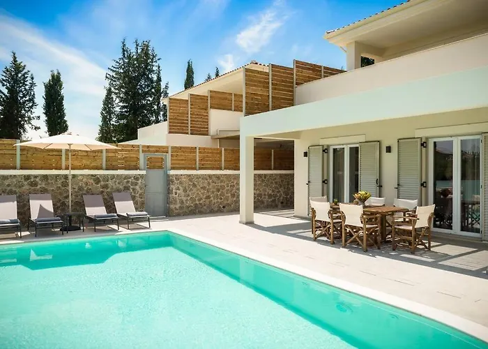 Kopelula Resort *